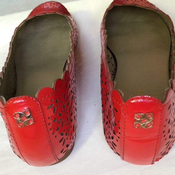 Coach CARSIN Red Laser Cut Out Perforated Patent Leather Ballet Flat Shoes Sz 7 - Picture 3 of 9
